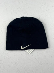 Buy online pre-used pre-loved 100% authentic & Original branded Nike (C-707) available in Pakistan. Top international brands avilable.