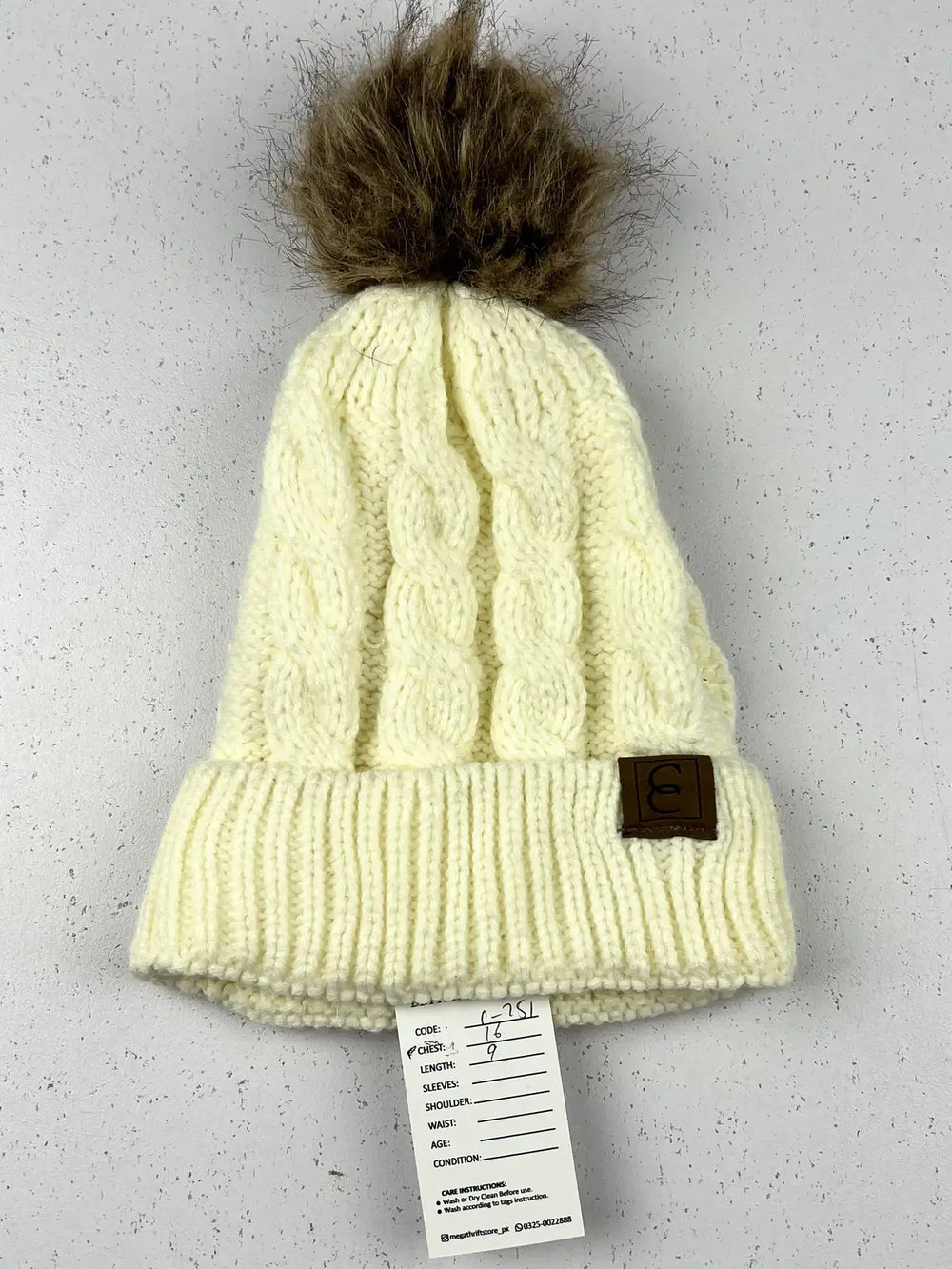 Buy online pre-used pre-loved 100% authentic & Original branded Unknown Brand (C-751) available in Pakistan. Top international brands avilable.