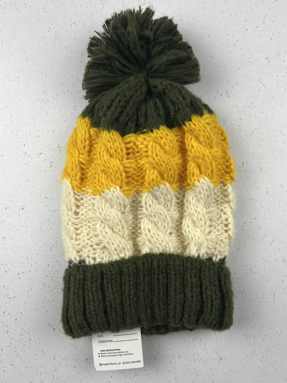 Buy online pre-used pre-loved 100% authentic & Original branded Unknown Brand (C-800) available in Pakistan. Top international brands avilable.