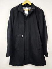 Buy online pre-used pre-loved 100% authentic & Original branded Zara Man (CB-127) available in Pakistan. Top international brands avilable.