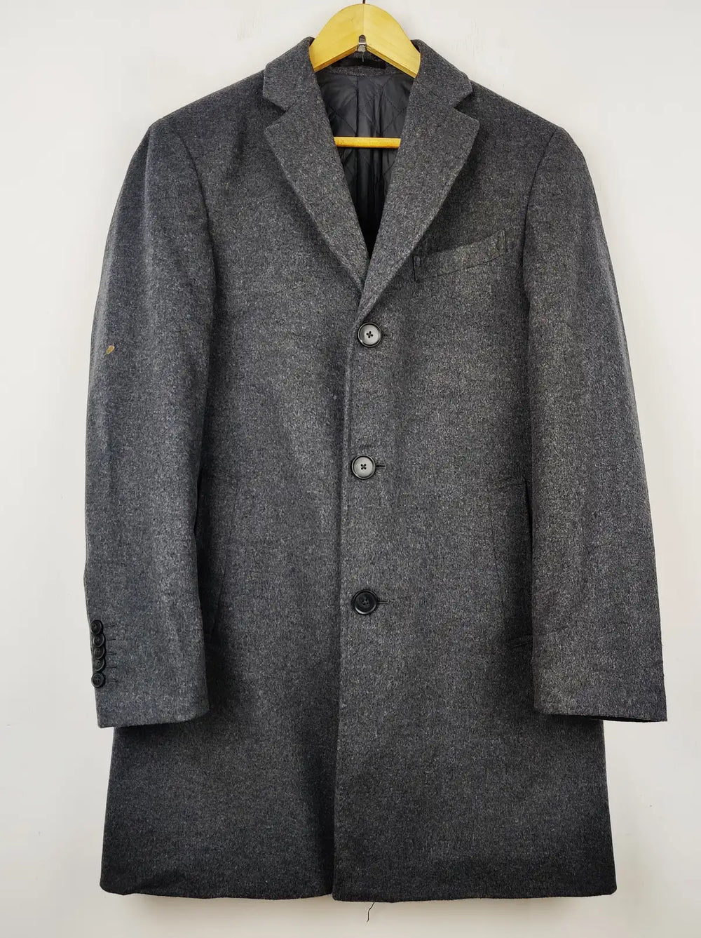 Buy online pre-used pre-loved 100% authentic & Original branded Primaloft (CB-140) available in Pakistan. Top international brands avilable.