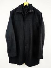 Buy online pre-used pre-loved 100% authentic & Original branded Bruce & Borough (CB-148) available in Pakistan. Top international brands avilable.