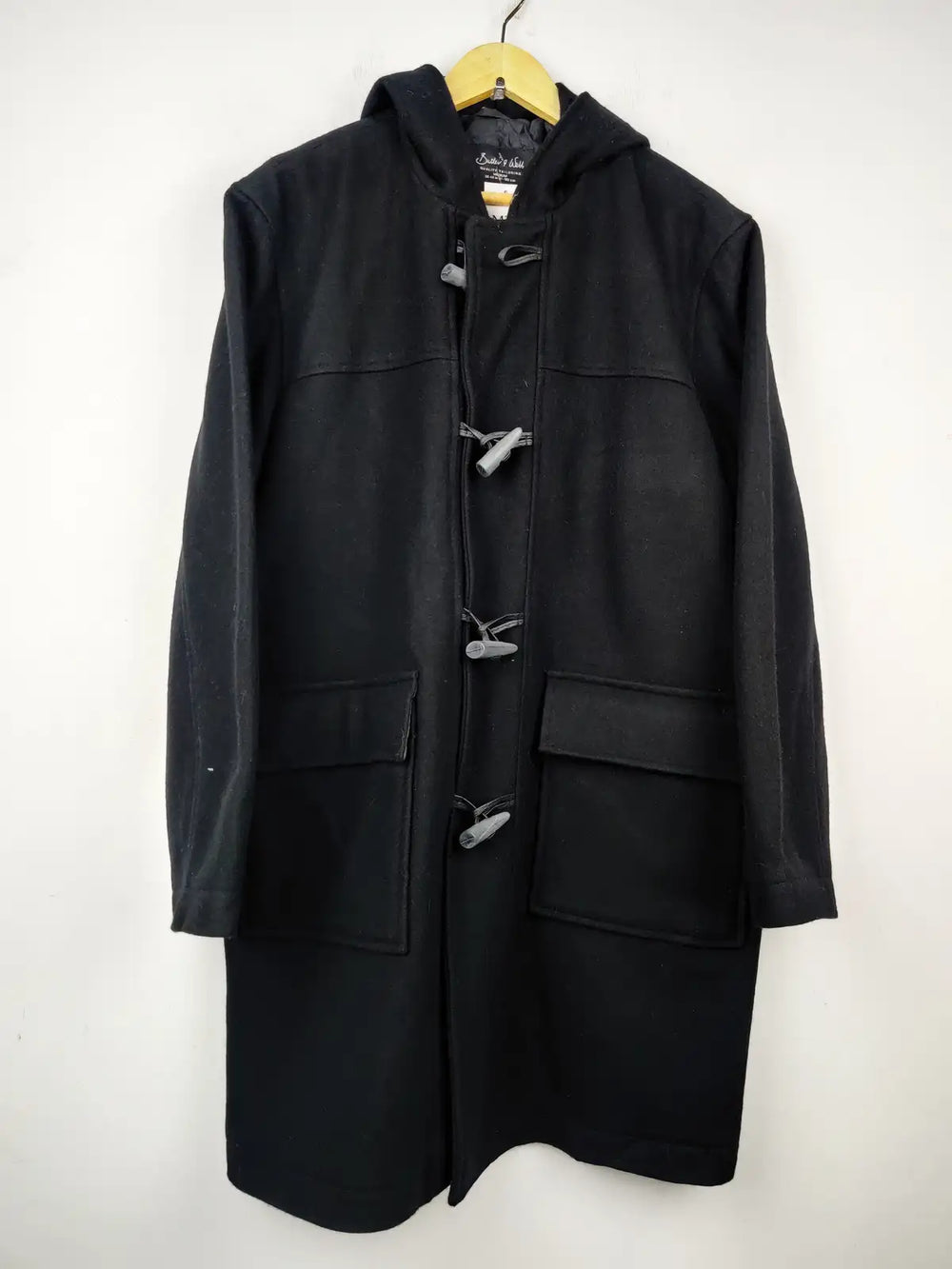 Buy online pre-used pre-loved 100% authentic & Original branded Butter Webb (CB-164) available in Pakistan. Top international brands avilable.