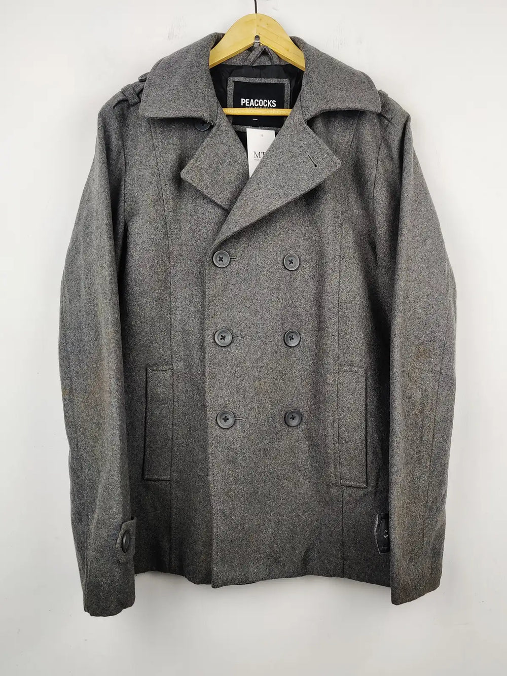 Buy online pre-used pre-loved 100% authentic & Original branded Peacocks (CB-200) available in Pakistan. Top international brands avilable.