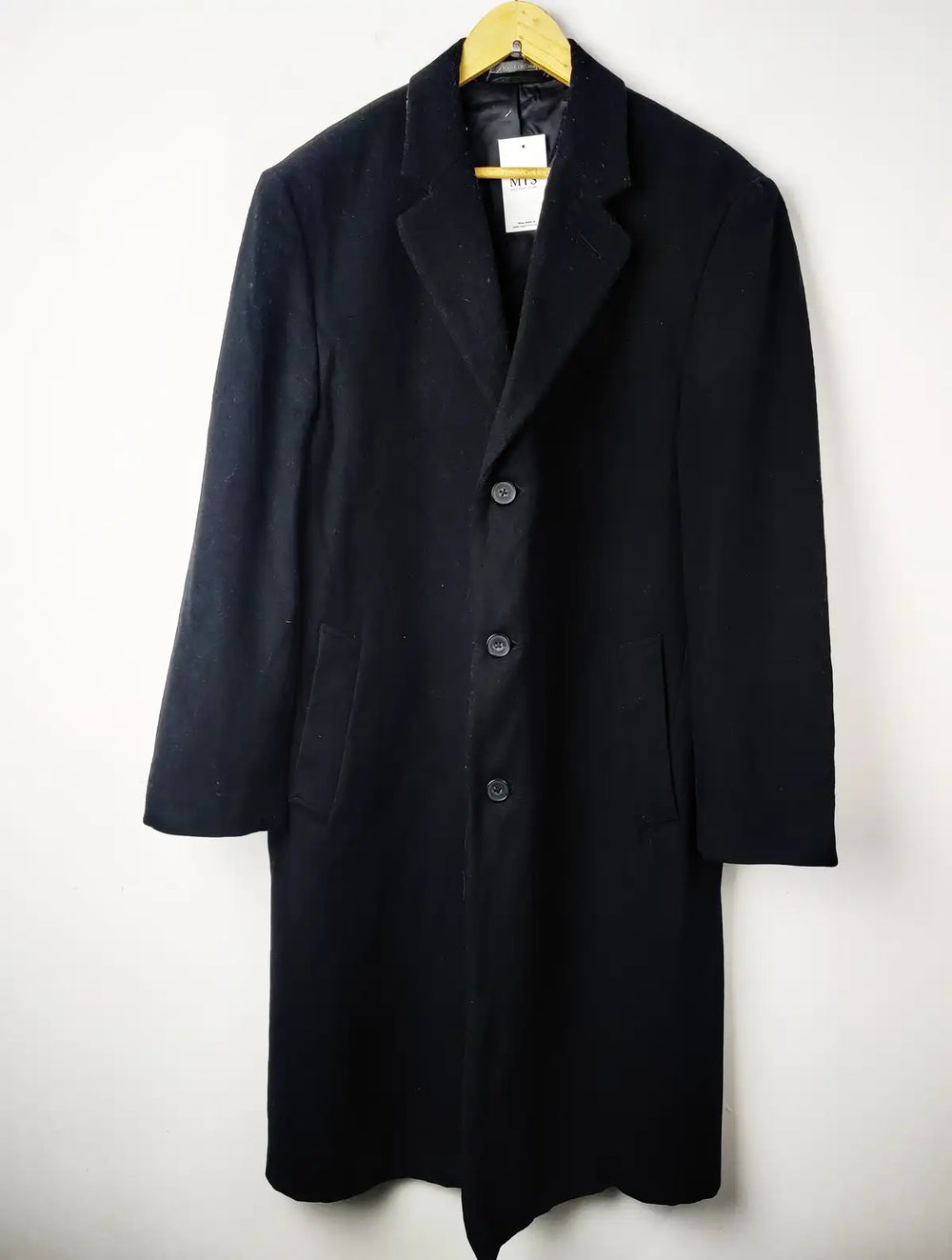 Buy online pre-used pre-loved 100% authentic & Original branded Perry Ellis Portfolio (CB-211) available in Pakistan. Top international brands avilable.