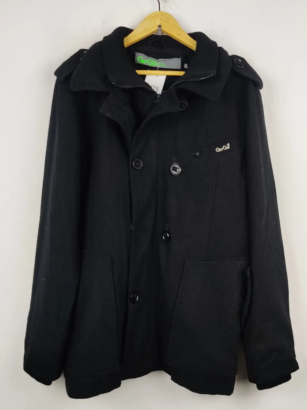 Buy online pre-used pre-loved 100% authentic & Original branded Giogoi (CB-214) available in Pakistan. Top international brands avilable.