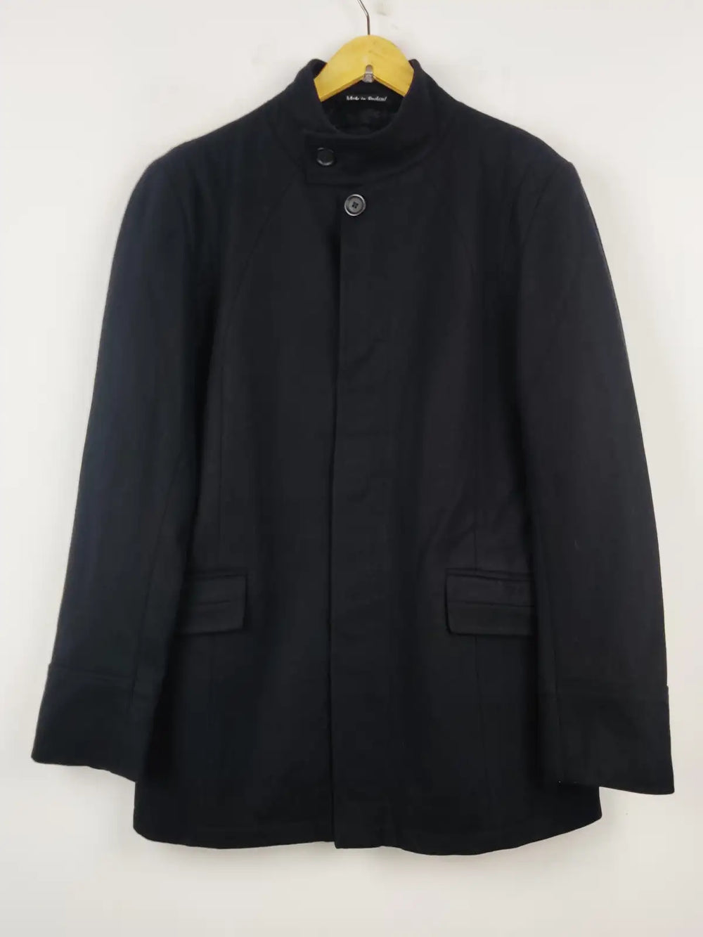 Buy online pre-used pre-loved 100% authentic & Original branded French Connection (CB-235) available in Pakistan. Top international brands avilable.