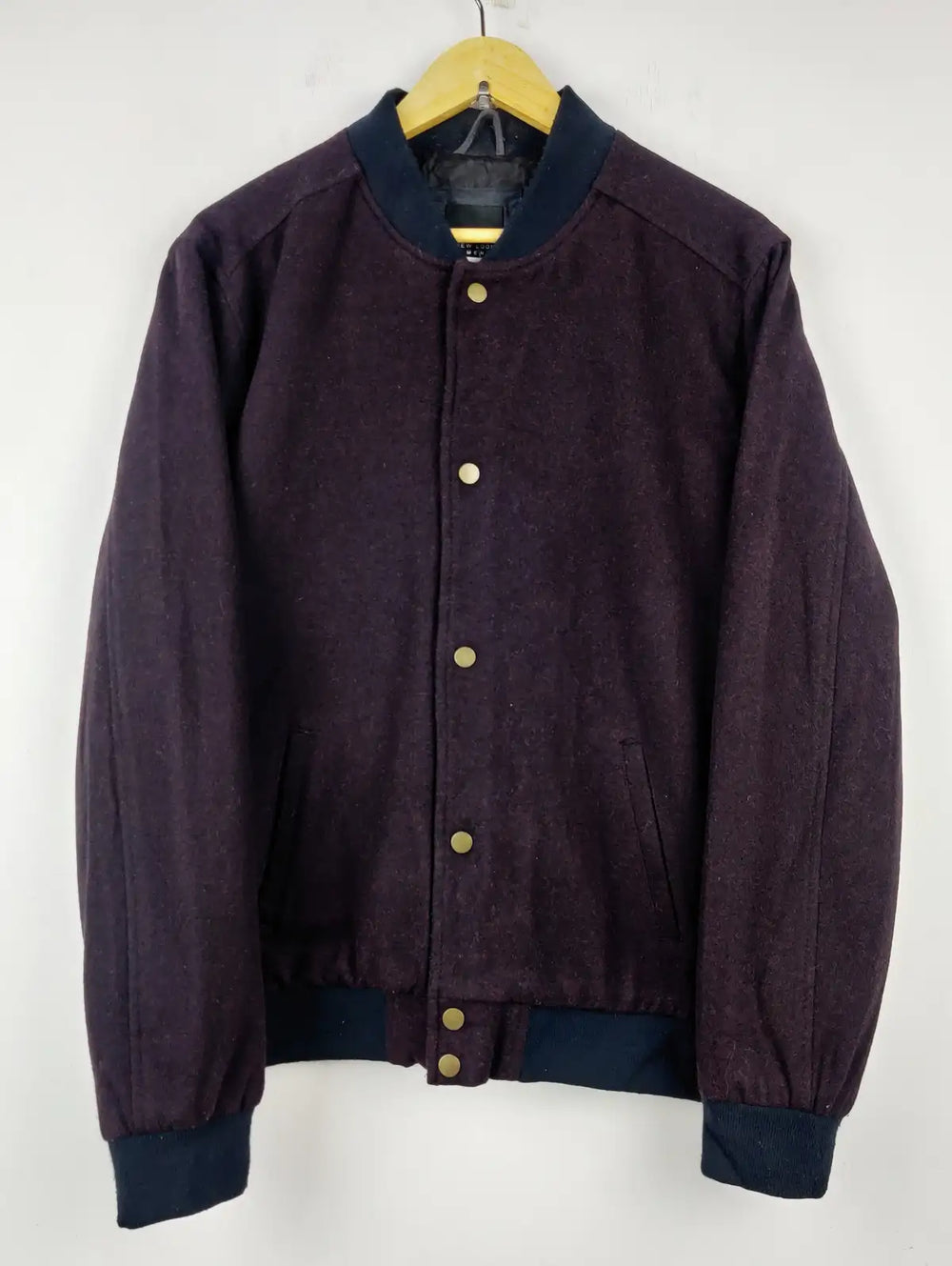 Buy online pre-used pre-loved 100% authentic & Original branded New Look (CB-241) available in Pakistan. Top international brands avilable.