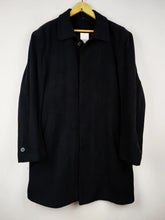 Buy online pre-used pre-loved 100% authentic & Original branded Unknown Brand (CB-324) available in Pakistan. Top international brands avilable.