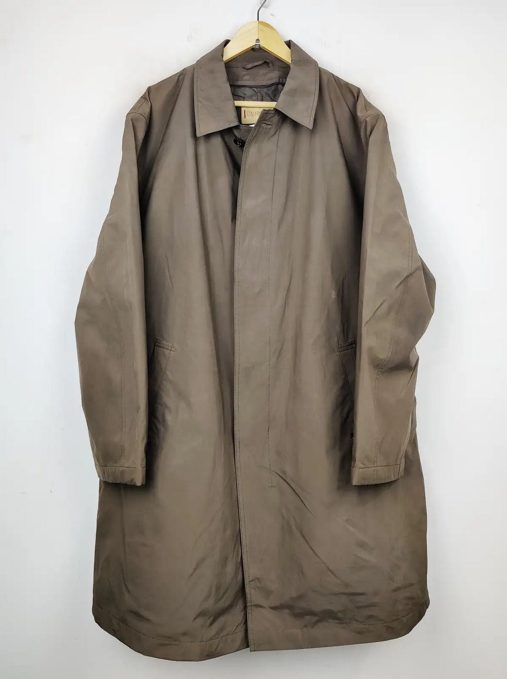 Buy online pre-used pre-loved 100% authentic & Original branded Collezione (CB-363) available in Pakistan. Top international brands avilable.