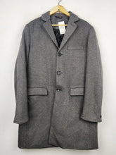 Buy online pre-used pre-loved 100% authentic & Original branded Burton (CB-369) available in Pakistan. Top international brands avilable.