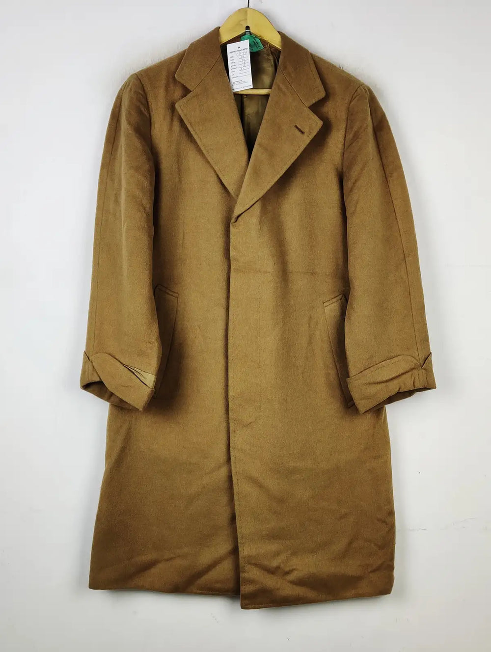 Buy online pre-used pre-loved 100% authentic & Original branded Unknown Brand (CB-441) available in Pakistan. Top international brands avilable.