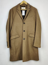 Buy online pre-used pre-loved 100% authentic & Original branded H&M (CB-601) available in Pakistan. Top international brands avilable.