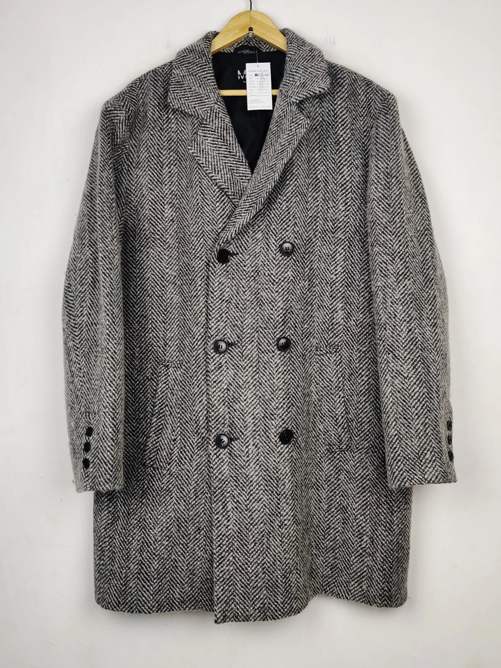 Buy online pre-used pre-loved 100% authentic & Original branded Boohoo (CB-602) available in Pakistan. Top international brands avilable.