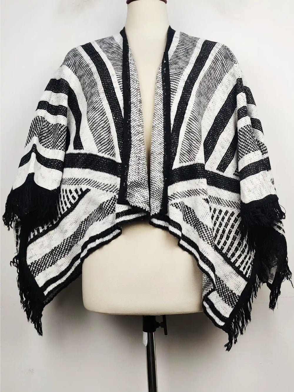 Buy online pre-used pre-loved 100% authentic & Original branded Tammy Girl (CS-1050) available in Pakistan. Top international brands avilable.