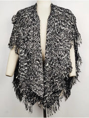 Buy online pre-used pre-loved 100% authentic & Original branded Hollister (CS-1071) available in Pakistan. Top international brands avilable.