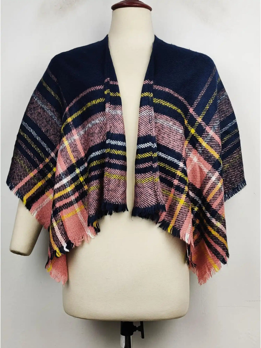 Buy online pre-used pre-loved 100% authentic & Original branded Zara (CS-1078) available in Pakistan. Top international brands avilable.