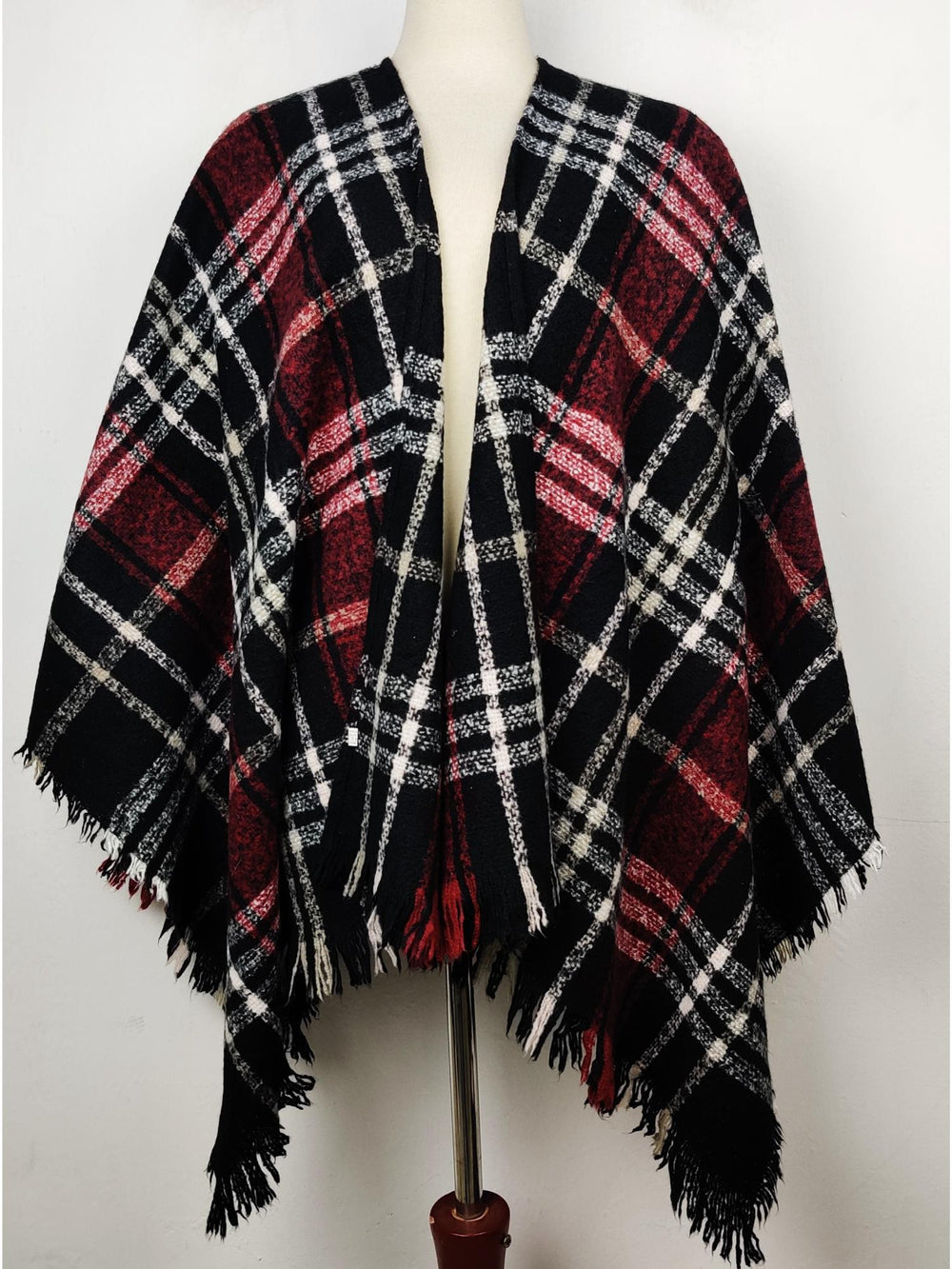 Buy online pre-used pre-loved 100% authentic & Original branded Unknown Brand (CS-1294) available in Pakistan. Top international brands avilable.