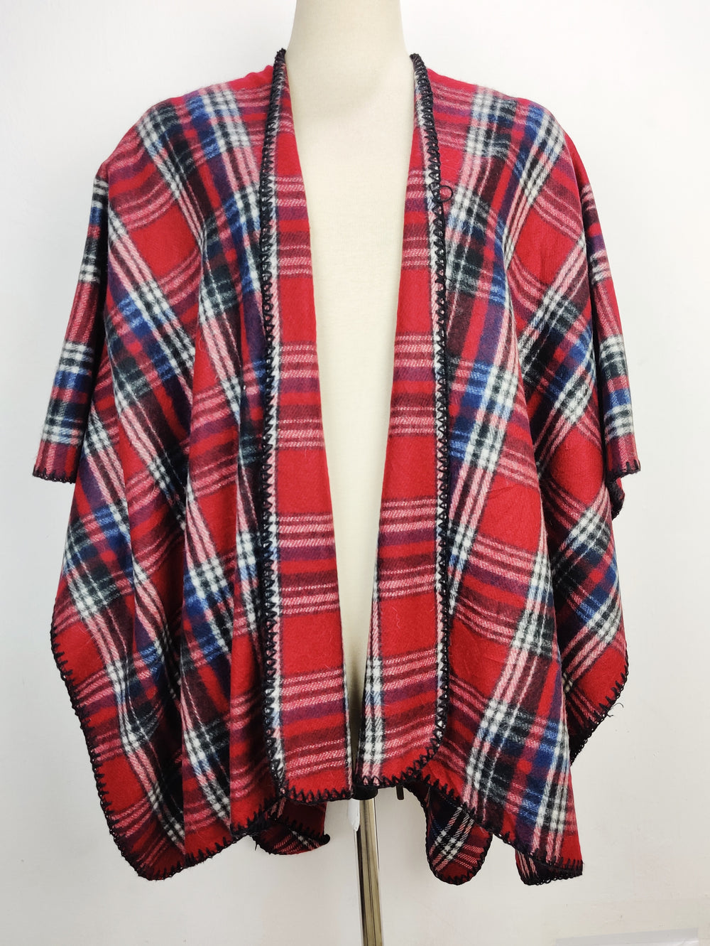 Buy online pre-used pre-loved 100% authentic & Original branded Wool Rich (CS-1721) available in Pakistan. Top international brands avilable.