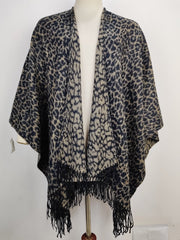 Buy online pre-used pre-loved 100% authentic & Original branded Unknown Brand (CS-1724) available in Pakistan. Top international brands avilable.