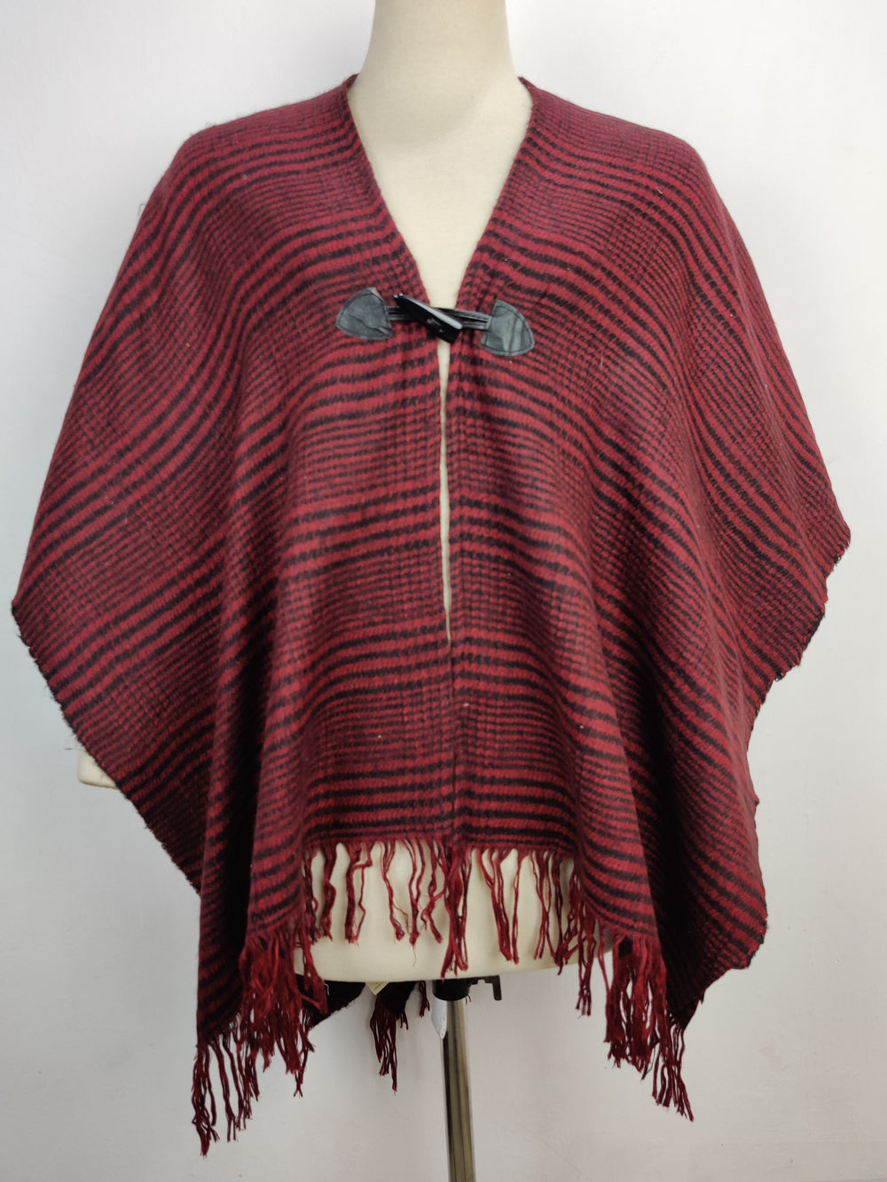 Buy online pre-used pre-loved 100% authentic & Original branded Unknown Brand (CS-1730) available in Pakistan. Top international brands avilable.