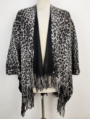 Buy online pre-used pre-loved 100% authentic & Original branded Unknown Brand (CS-1753) available in Pakistan. Top international brands avilable.