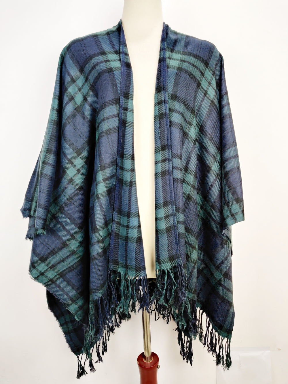 Buy online pre-used pre-loved 100% authentic & Original branded Gt (CS-1856) available in Pakistan. Top international brands avilable.