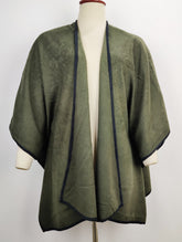 Buy online pre-used pre-loved 100% authentic & Original branded Old Navy (CS-2002) available in Pakistan. Top international brands avilable.