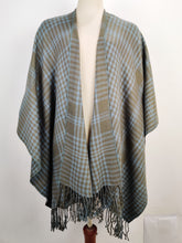 Buy online pre-used pre-loved 100% authentic & Original branded Unknown Brand (CS-2027) available in Pakistan. Top international brands avilable.