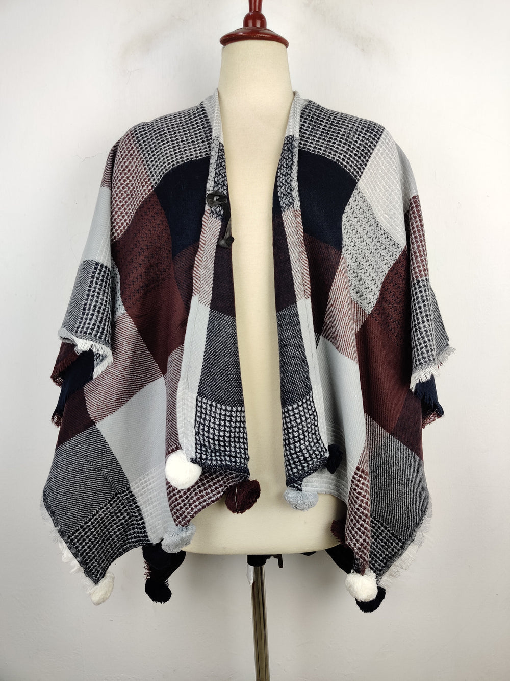 Buy online pre-used pre-loved 100% authentic & Original branded Loft (CS-2124) available in Pakistan. Top international brands avilable.