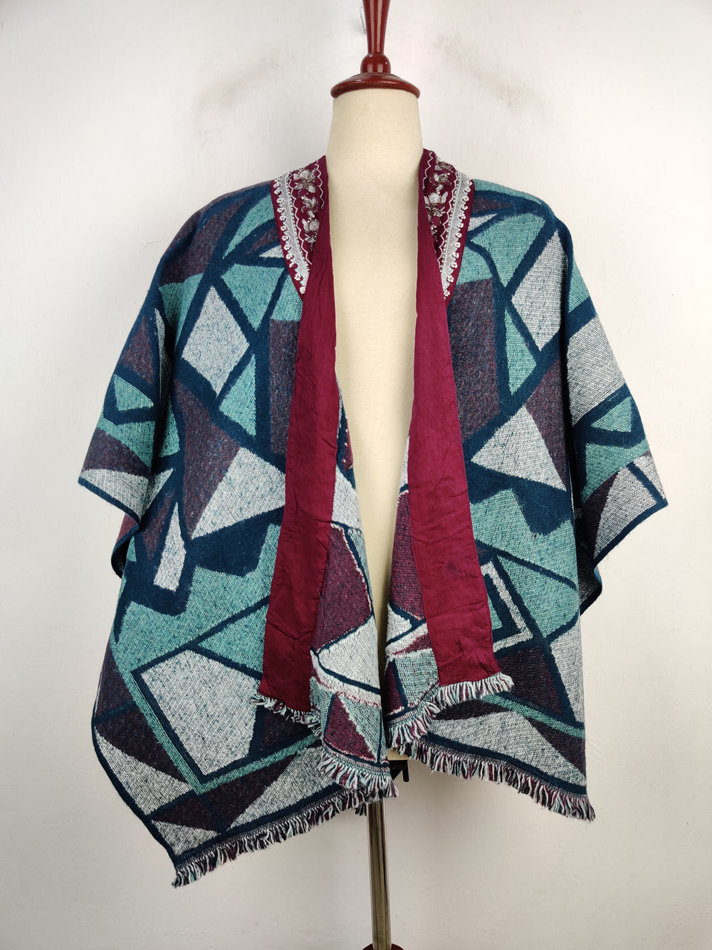 Buy online pre-used pre-loved 100% authentic & Original branded Soft Surroundings (CS-2130) available in Pakistan. Top international brands avilable.