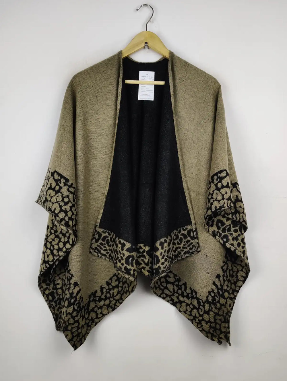 Buy online pre-used pre-loved 100% authentic & Original branded Unknown Brand (CS-2570) available in Pakistan. Top international brands avilable.