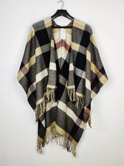 Buy online pre-used pre-loved 100% authentic & Original branded Unknown Brand (CS-2825) available in Pakistan. Top international brands avilable.