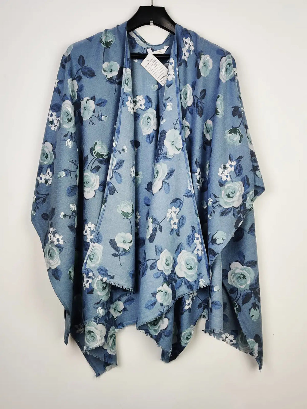 Buy online pre-used pre-loved 100% authentic & Original branded Lauren Conrad (CS-2983) available in Pakistan. Top international brands avilable.