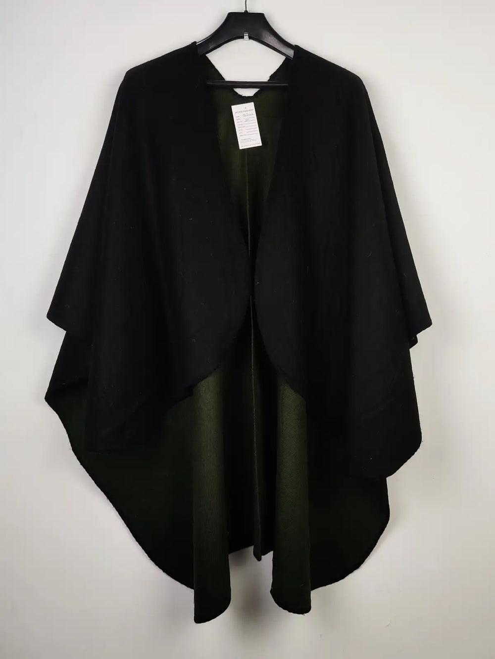 Buy online pre-used pre-loved 100% authentic & Original branded Unknown Brand (CS-3003) available in Pakistan. Top international brands avilable.