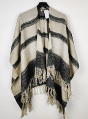 Buy online pre-used pre-loved 100% authentic & Original branded Unknown Brand (CS-3100) available in Pakistan. Top international brands avilable.