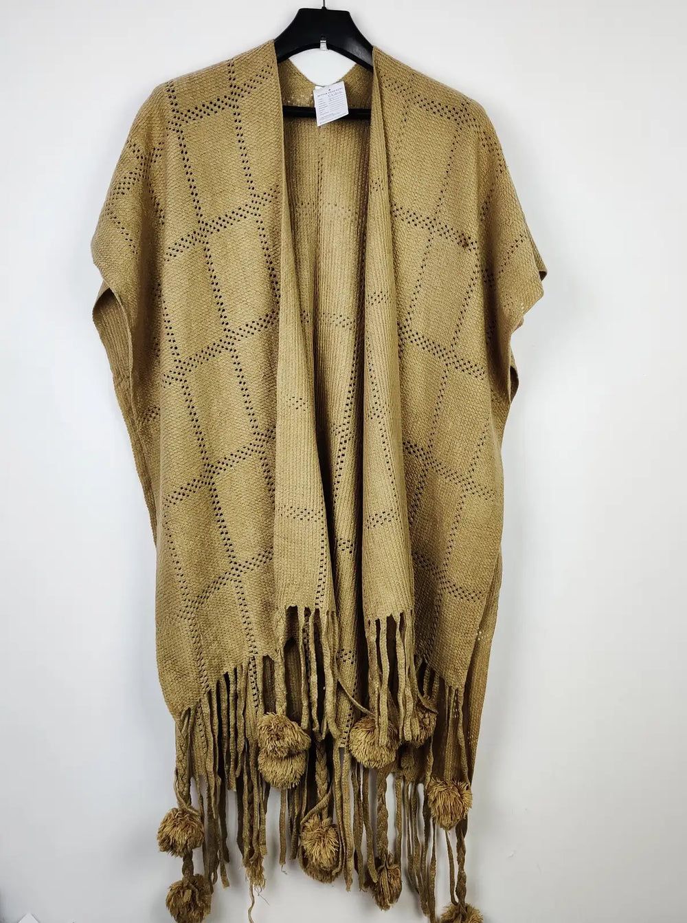 Buy online pre-used pre-loved 100% authentic & Original branded Cato (CS-3104) available in Pakistan. Top international brands avilable.