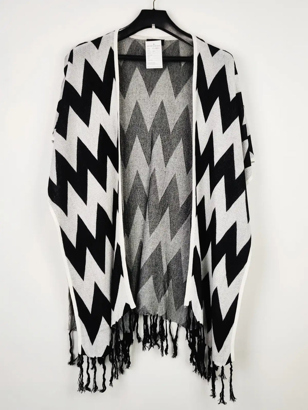 Buy online pre-used pre-loved 100% authentic & Original branded Torrid (CS-3120) available in Pakistan. Top international brands avilable.