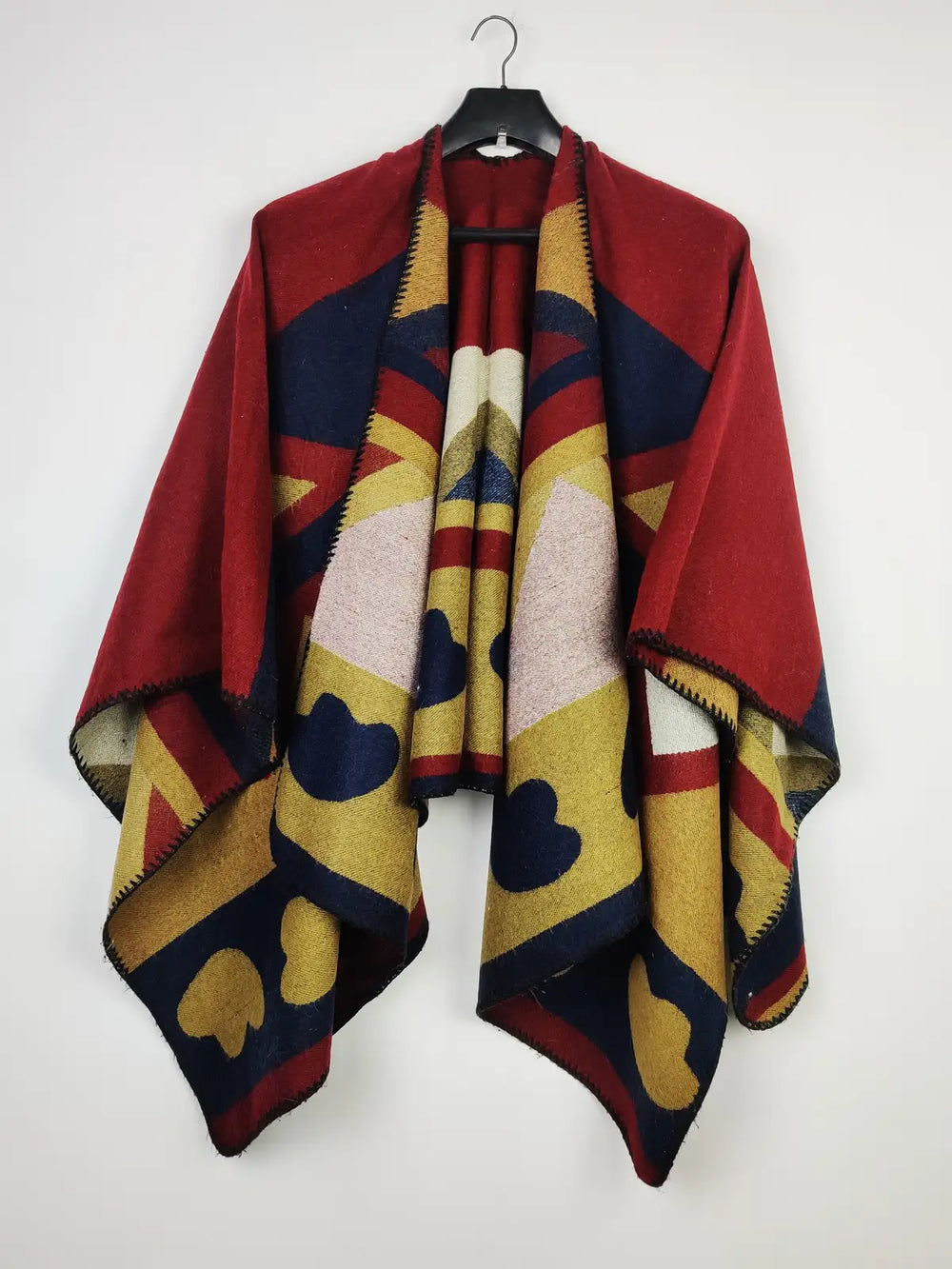 Buy online pre-used pre-loved 100% authentic & Original branded Unknown Brand (CS-3167) available in Pakistan. Top international brands avilable.