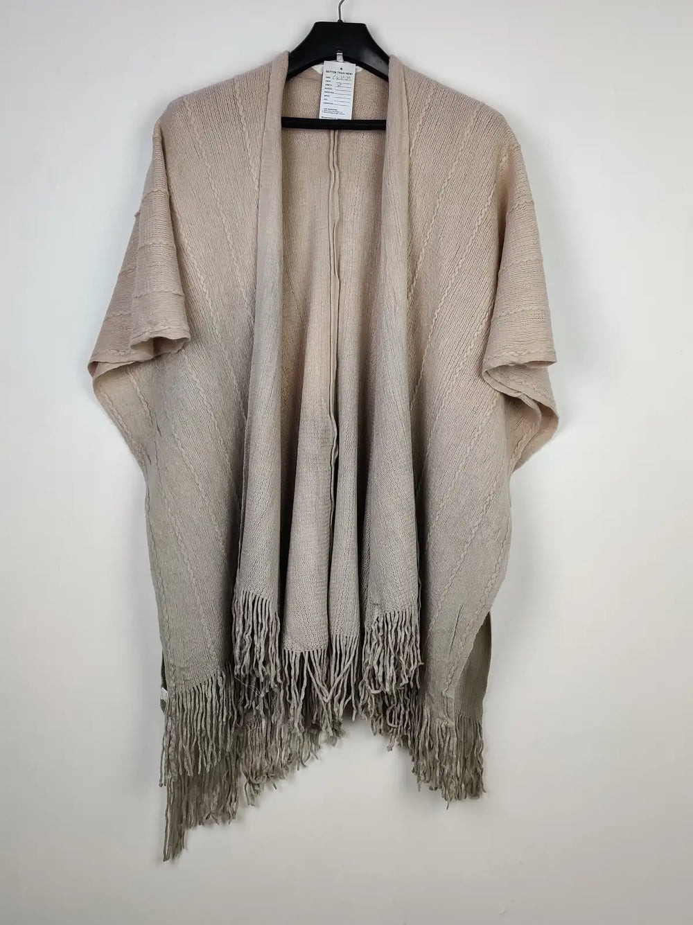 Buy online pre-used pre-loved 100% authentic & Original branded Unknown Brand (CS-3239) available in Pakistan. Top international brands avilable.