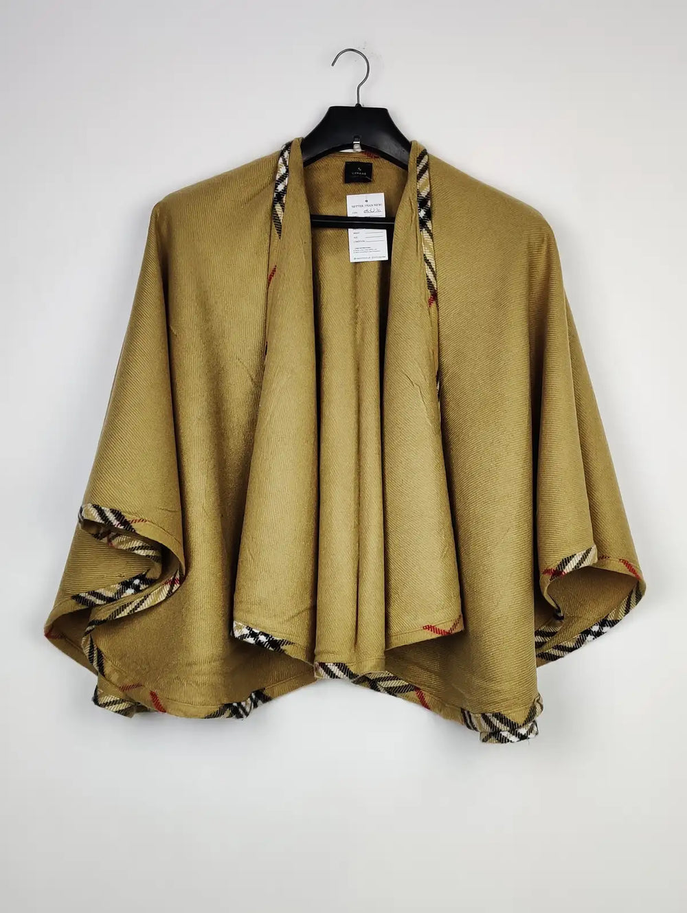 Buy online pre-used pre-loved 100% authentic & Original branded V Fraas (CS-3270) available in Pakistan. Top international brands avilable.