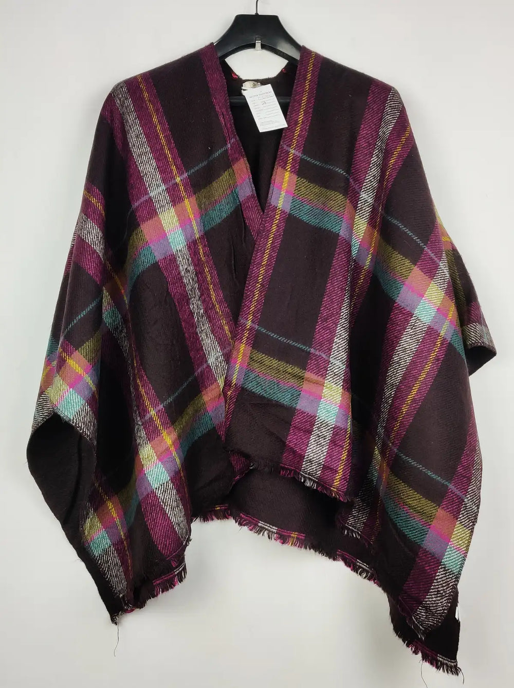 Buy online pre-used pre-loved 100% authentic & Original branded Loft (CS-3312) available in Pakistan. Top international brands avilable.