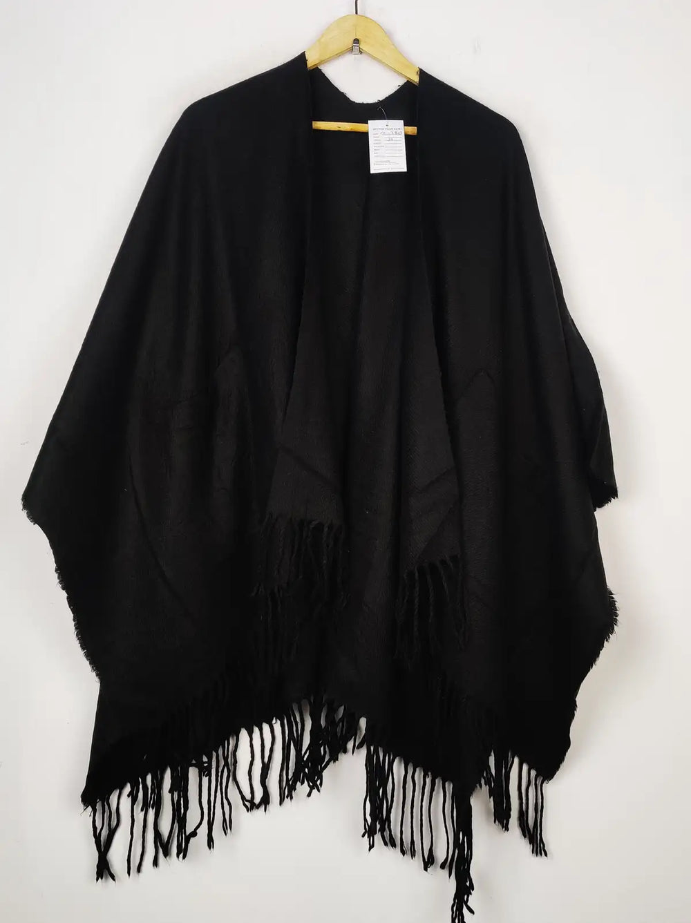 Buy online pre-used pre-loved 100% authentic & Original branded Unknown Brand (CS-3803) available in Pakistan. Top international brands avilable.