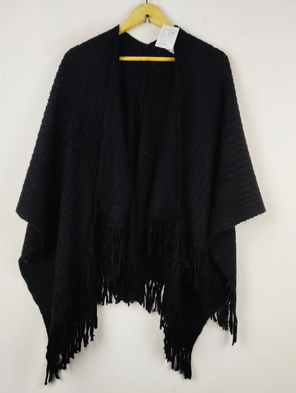 Buy online pre-used pre-loved 100% authentic & Original branded Unknown Brand (CS-3918) available in Pakistan. Top international brands avilable.