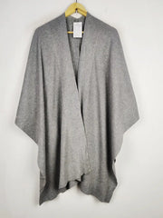 Buy online pre-used pre-loved 100% authentic & Original branded Canda (CS-4060) available in Pakistan. Top international brands avilable.