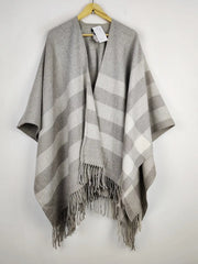 Buy online pre-used pre-loved 100% authentic & Original branded Eileen Fisher (CS-4061) available in Pakistan. Top international brands avilable.