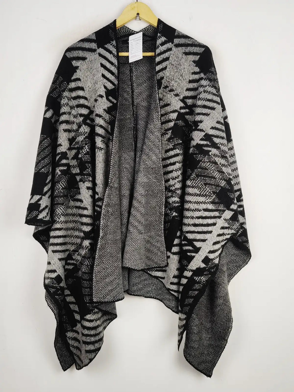 Buy online pre-used pre-loved 100% authentic & Original branded New Look (CS-4084) available in Pakistan. Top international brands avilable.