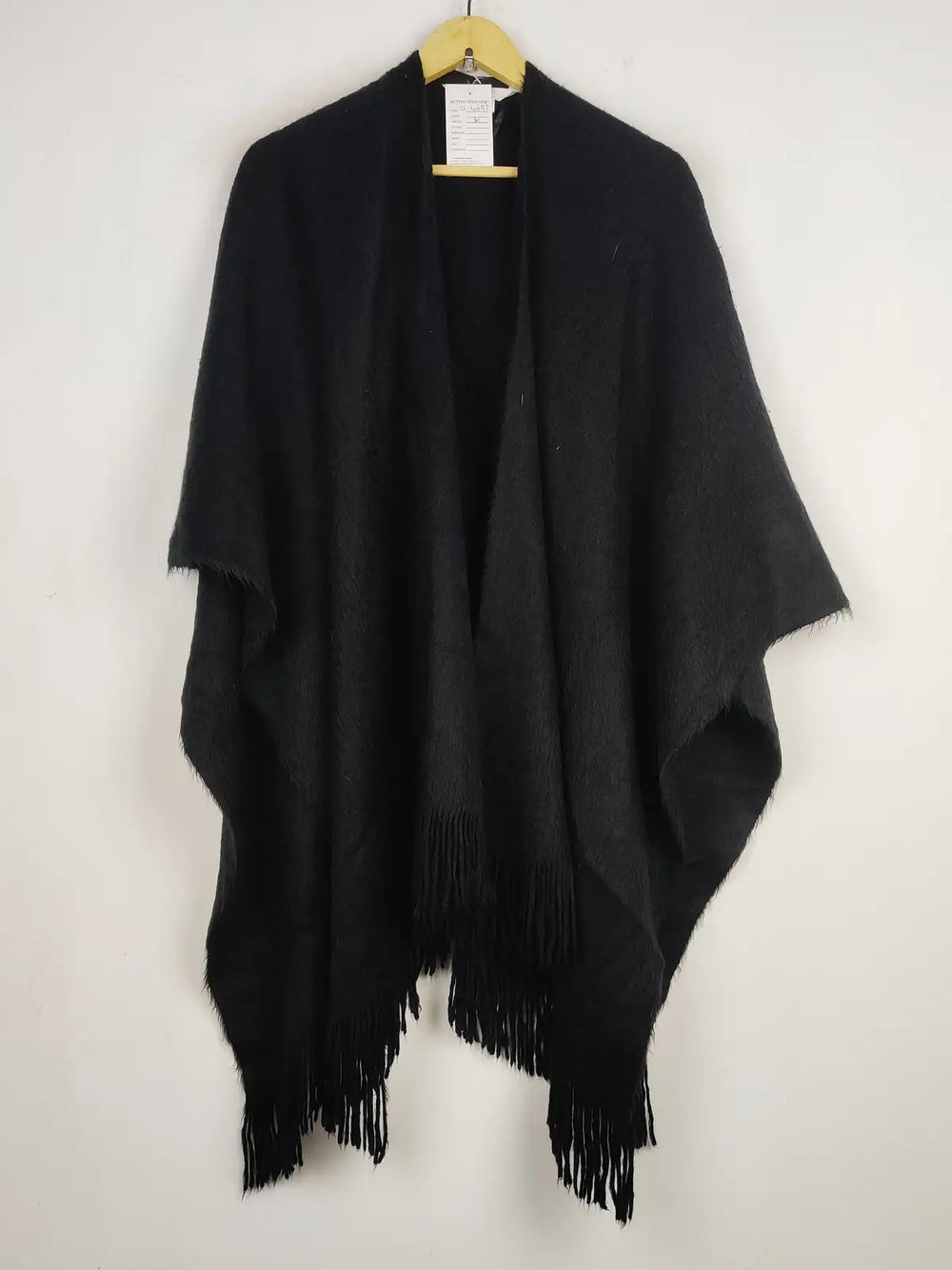 Buy online pre-used pre-loved 100% authentic & Original branded Lauren Conrad (CS-4092) available in Pakistan. Top international brands avilable.