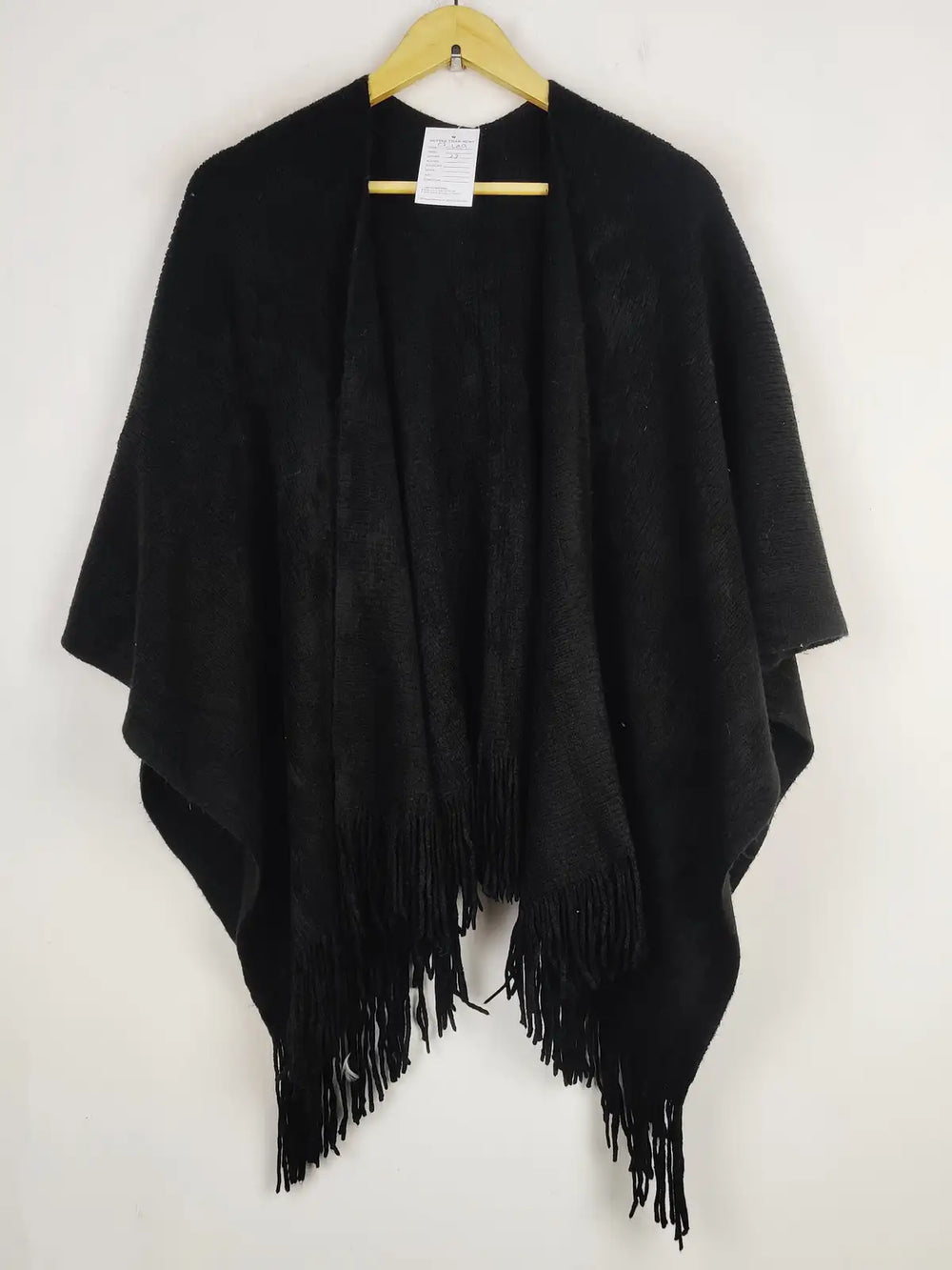 Buy online pre-used pre-loved 100% authentic & Original branded Unknown Brand (CS-4119) available in Pakistan. Top international brands avilable.