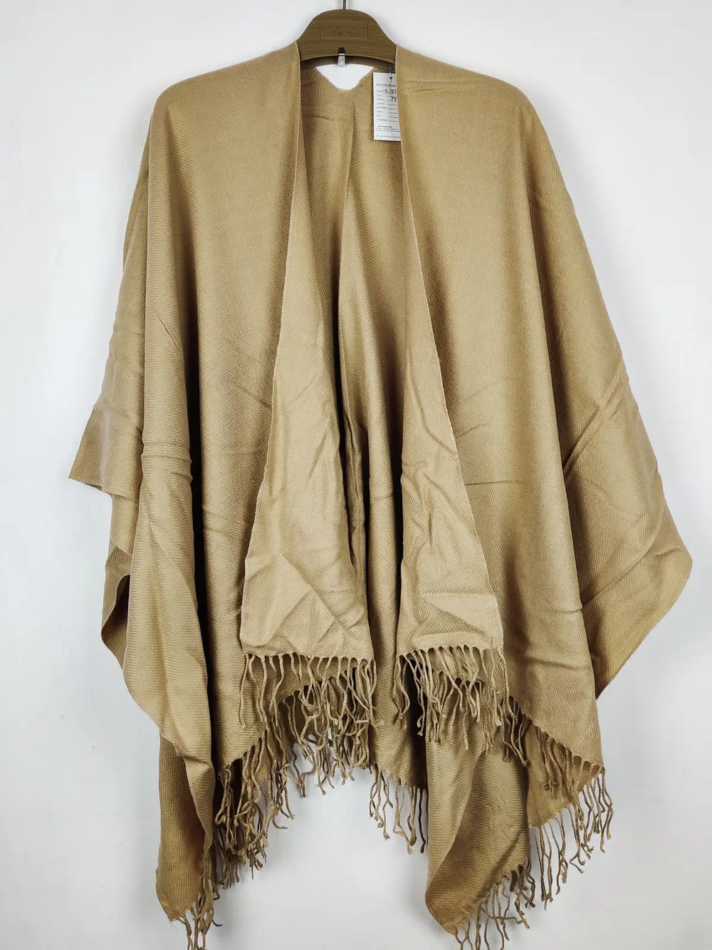 Buy online pre-used pre-loved 100% authentic & Original branded Unknown Brand (CS-4541) available in Pakistan. Top international brands avilable.